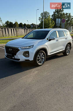 Внедорожник / Кроссовер Hyundai Santa FE 2019 в Киеве
