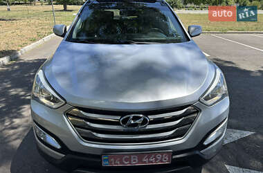 Внедорожник / Кроссовер Hyundai Santa FE 2015 в Николаеве