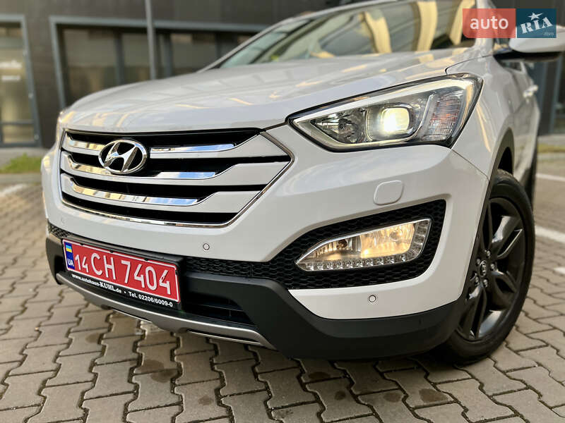 Позашляховик / Кросовер Hyundai Santa FE 2014 в Івано-Франківську