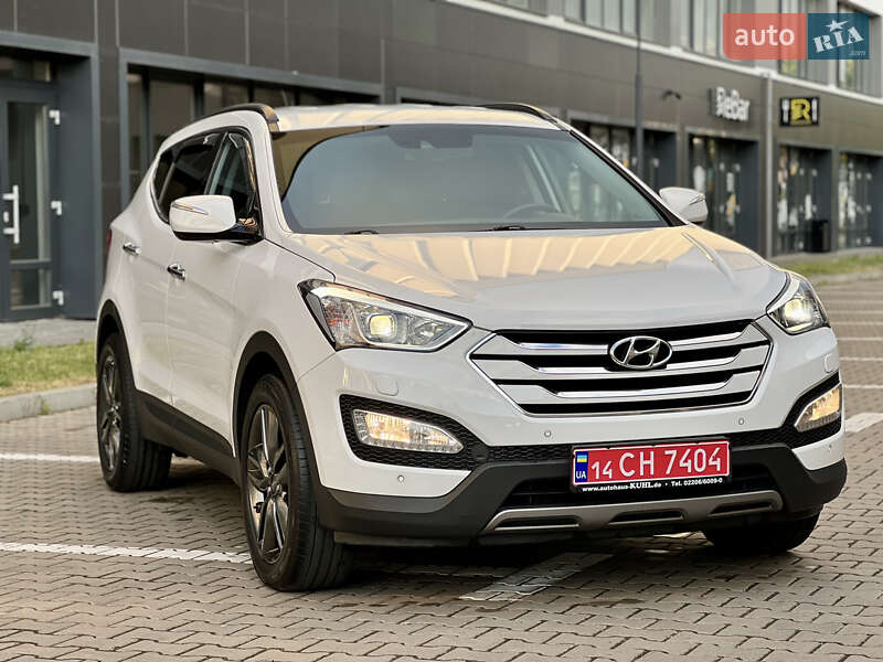 Позашляховик / Кросовер Hyundai Santa FE 2014 в Івано-Франківську
