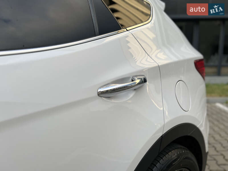 Позашляховик / Кросовер Hyundai Santa FE 2014 в Івано-Франківську
