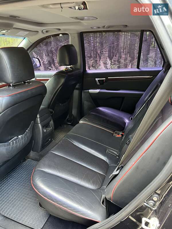 Позашляховик / Кросовер Hyundai Santa FE 2008 в Києві