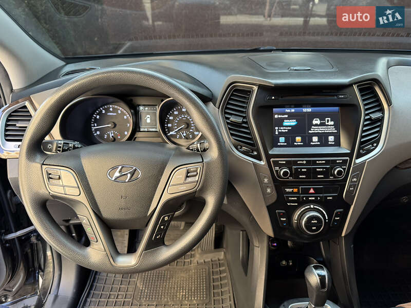 Внедорожник / Кроссовер Hyundai Santa FE 2016 в Одессе