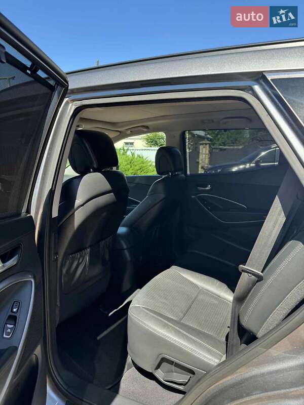 Позашляховик / Кросовер Hyundai Santa FE 2013 в Івано-Франківську
