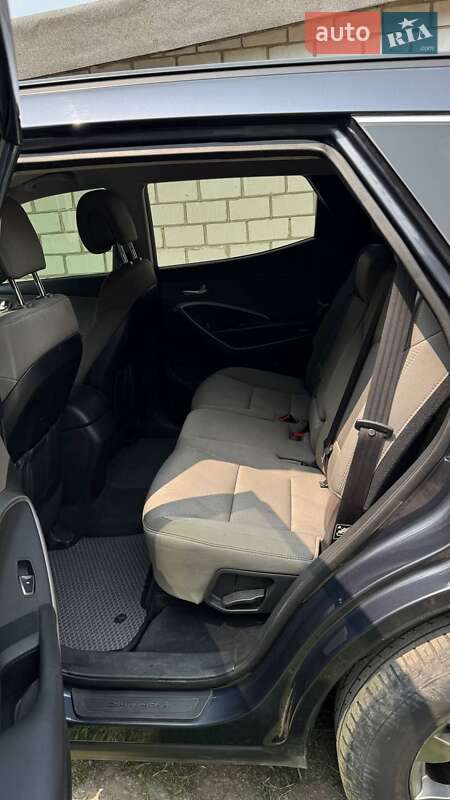 Позашляховик / Кросовер Hyundai Santa FE 2015 в Запоріжжі
