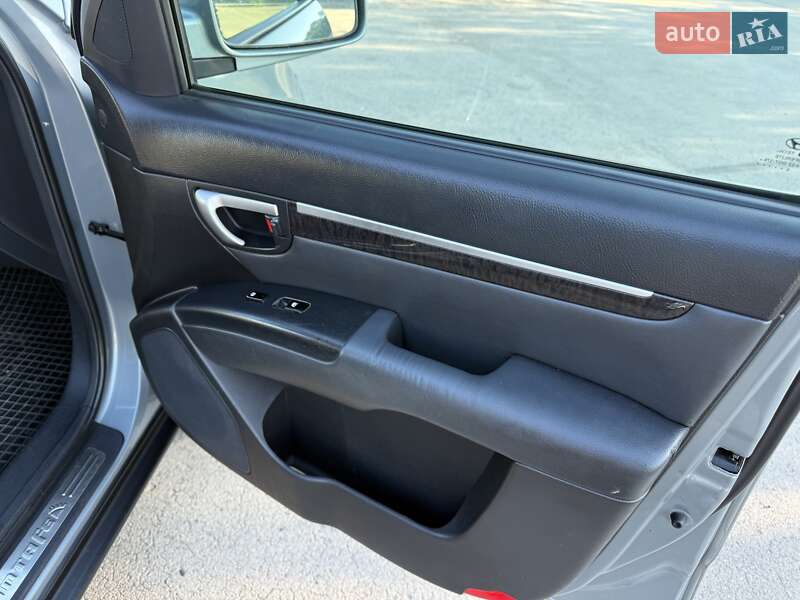 Внедорожник / Кроссовер Hyundai Santa FE 2006 в Трускавце