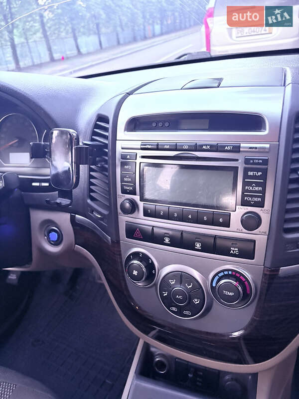 Позашляховик / Кросовер Hyundai Santa FE 2011 в Харкові