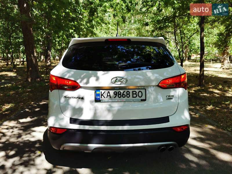 Внедорожник / Кроссовер Hyundai Santa FE 2015 в Киеве