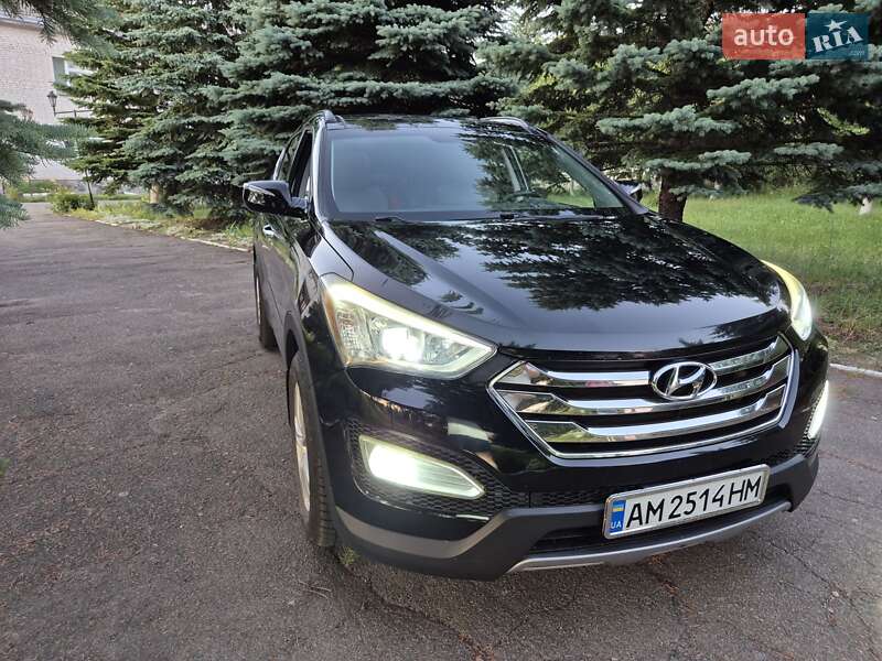 Позашляховик / Кросовер Hyundai Santa FE 2013 в Бердичеві