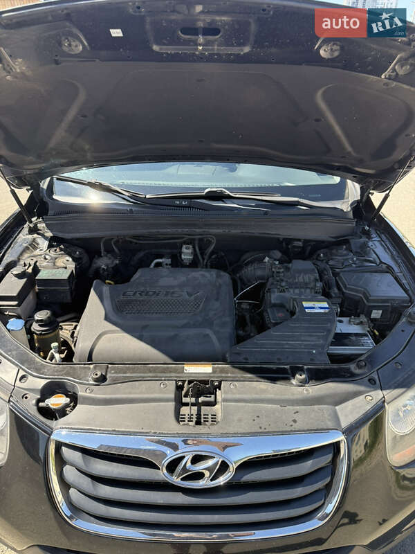 Позашляховик / Кросовер Hyundai Santa FE 2012 в Києві