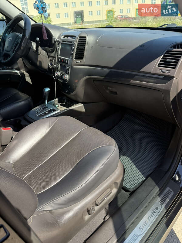 Позашляховик / Кросовер Hyundai Santa FE 2012 в Києві