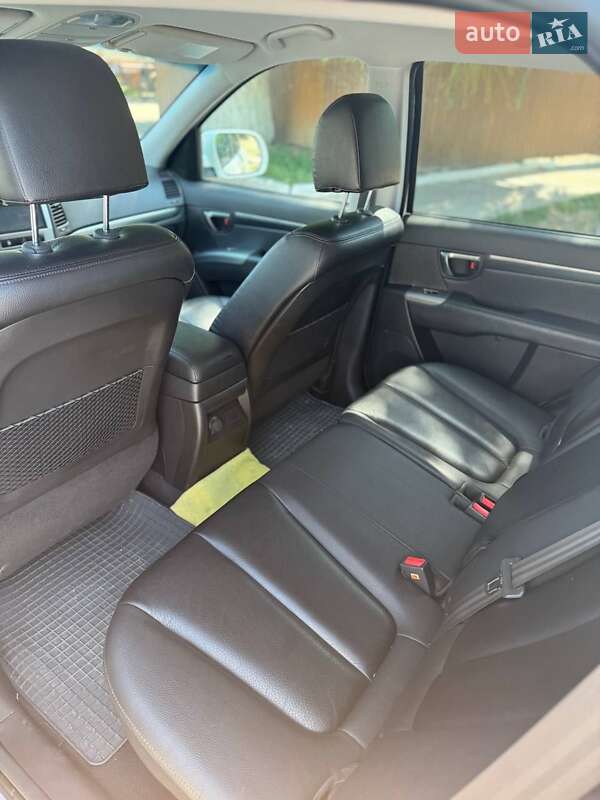 Внедорожник / Кроссовер Hyundai Santa FE 2011 в Крыжополе