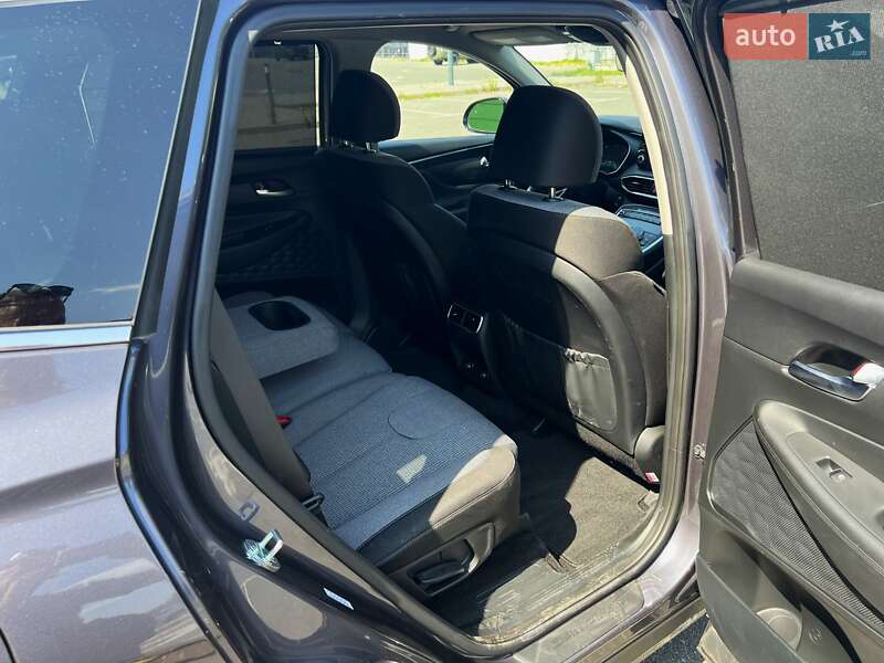 Внедорожник / Кроссовер Hyundai Santa FE 2022 в Киеве
