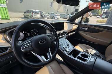 Внедорожник / Кроссовер Hyundai Santa FE 2021 в 