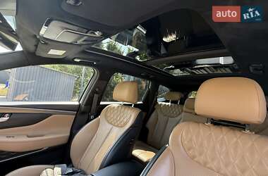 Внедорожник / Кроссовер Hyundai Santa FE 2021 в 