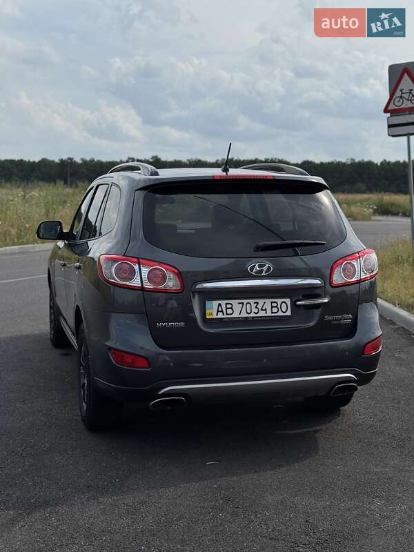 Внедорожник / Кроссовер Hyundai Santa FE 2012 в Виннице