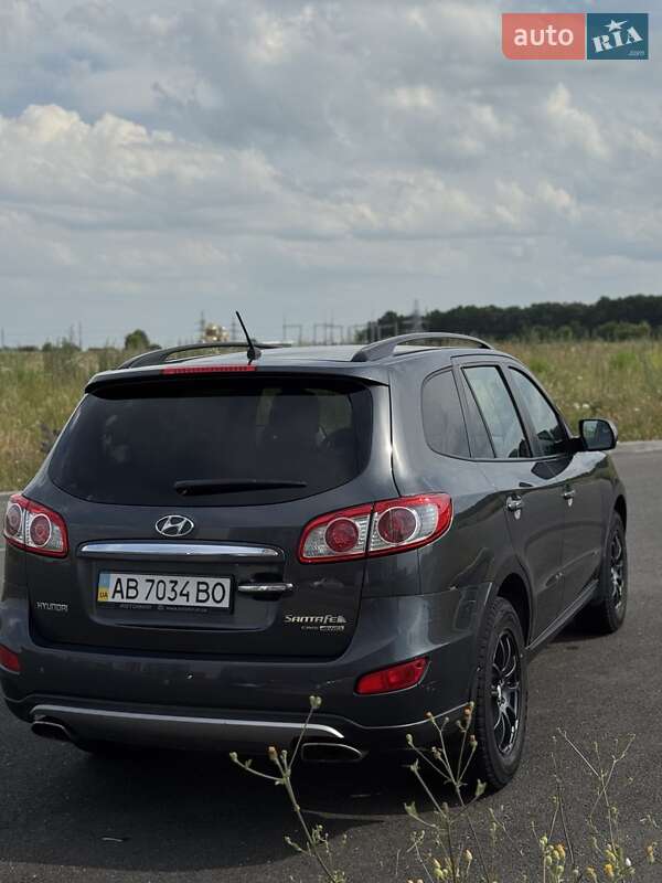 Внедорожник / Кроссовер Hyundai Santa FE 2012 в Виннице