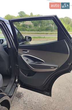 Внедорожник / Кроссовер Hyundai Santa FE 2014 в 