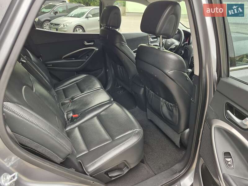 Внедорожник / Кроссовер Hyundai Santa FE 2012 в Ровно фото 13 Внедорожник / Кроссовер Hyundai Santa FE 2012 в Ровно