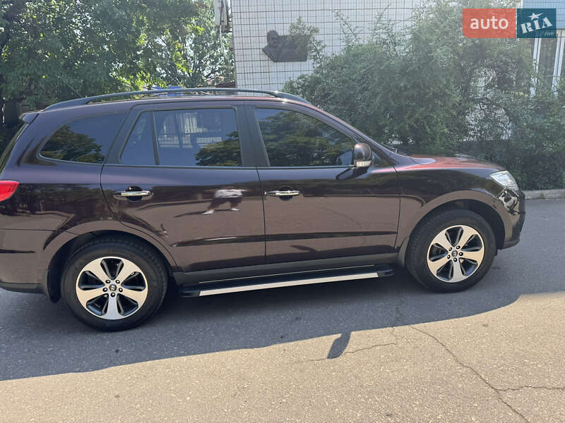 Позашляховик / Кросовер Hyundai Santa FE 2012 в Кривому Розі