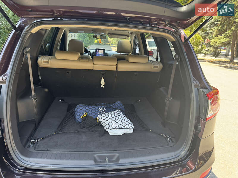 Позашляховик / Кросовер Hyundai Santa FE 2012 в Кривому Розі