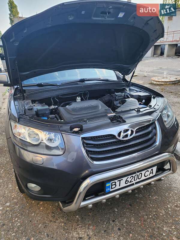 Внедорожник / Кроссовер Hyundai Santa FE 2011 в Херсоне
