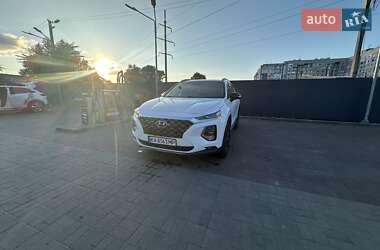 Позашляховик / Кросовер Hyundai Santa FE 2019 в 