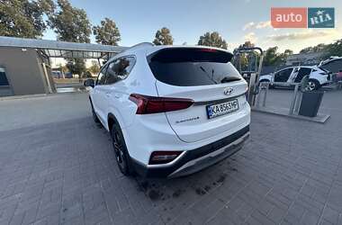 Позашляховик / Кросовер Hyundai Santa FE 2019 в 