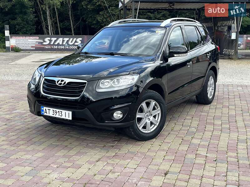 Внедорожник / Кроссовер Hyundai Santa FE 2010 в Калуше