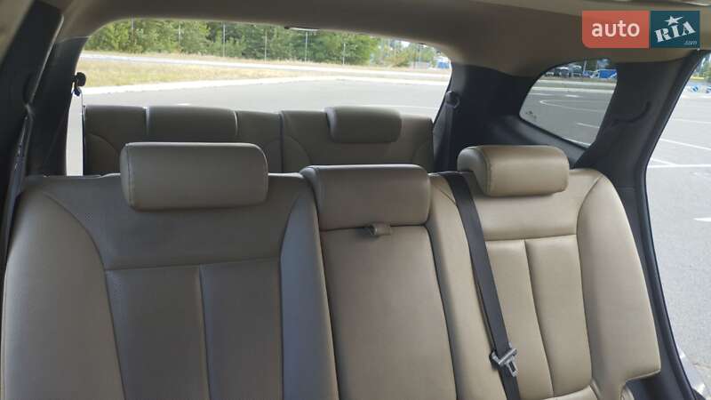 Позашляховик / Кросовер Hyundai Santa FE 2012 в Києві