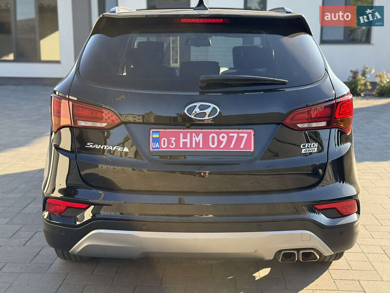 Внедорожник / Кроссовер Hyundai Santa FE 2016 в Ровно
