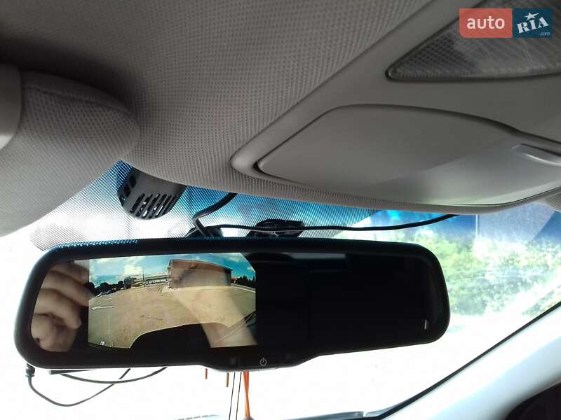 Внедорожник / Кроссовер Hyundai Santa FE 2015 в Харькове