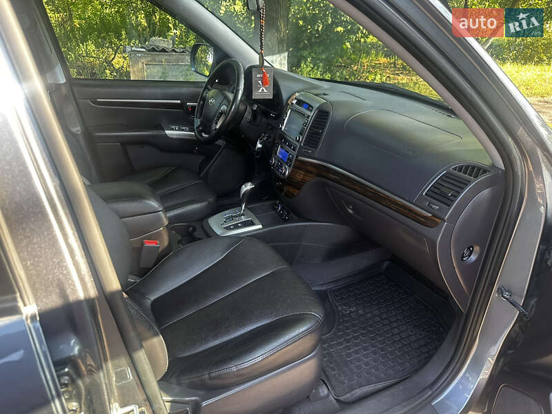 Внедорожник / Кроссовер Hyundai Santa FE 2012 в Лозовой