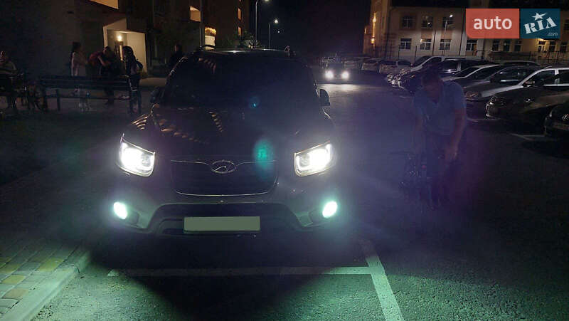 Позашляховик / Кросовер Hyundai Santa FE 2012 в Києві