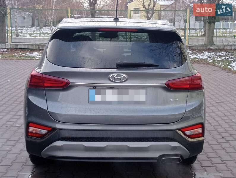 Позашляховик / Кросовер Hyundai Santa FE 2019 в Дрогобичі