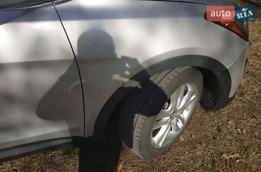 Позашляховик / Кросовер Hyundai Santa FE 2014 в 