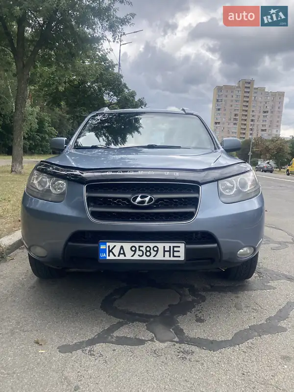 Hyundai Santa FE