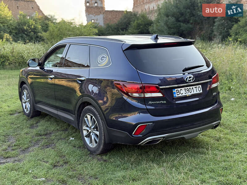 Внедорожник / Кроссовер Hyundai Santa FE 2017 в Львове