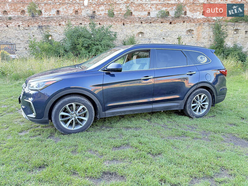 Внедорожник / Кроссовер Hyundai Santa FE 2017 в Львове