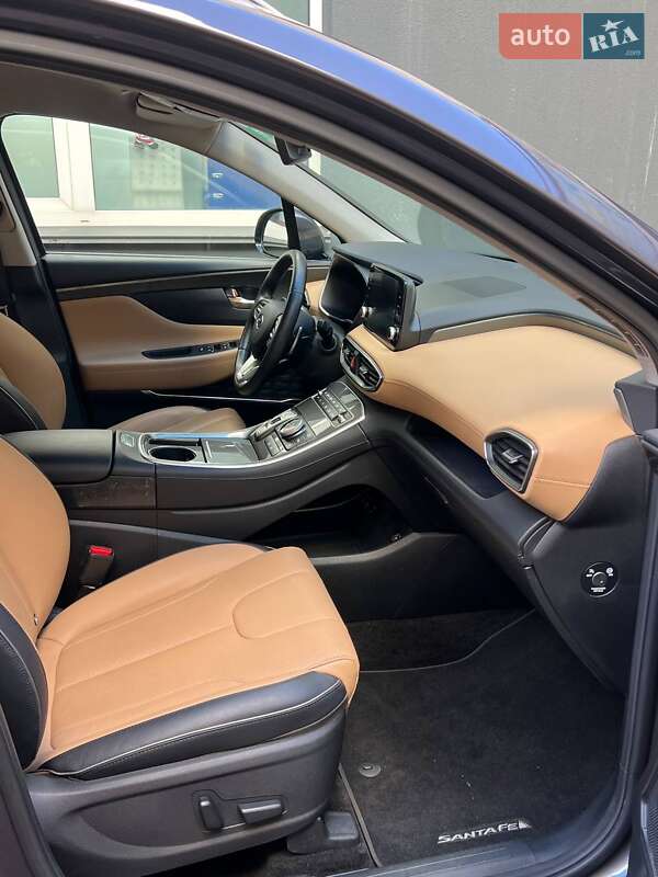Внедорожник / Кроссовер Hyundai Santa FE 2022 в Киеве