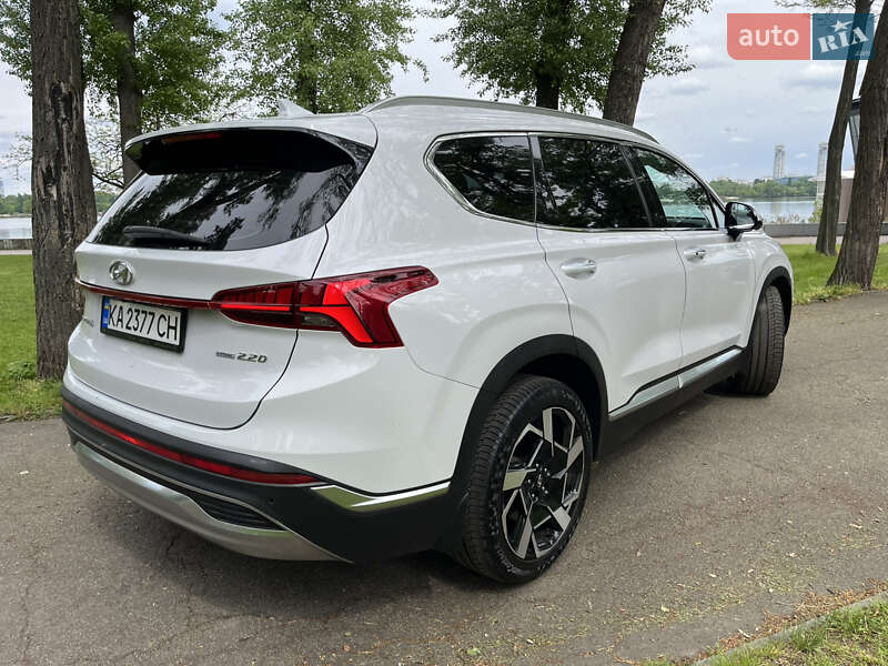 Внедорожник / Кроссовер Hyundai Santa FE 2021 в Киеве