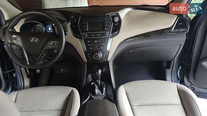 Позашляховик / Кросовер Hyundai Santa FE 2016 в Трускавці