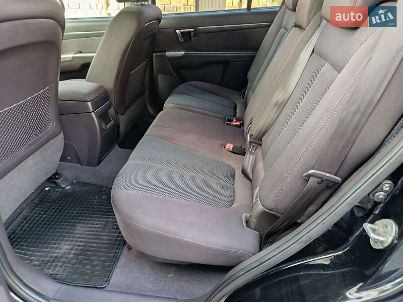 Позашляховик / Кросовер Hyundai Santa FE 2010 в Луцьку