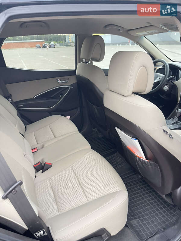 Позашляховик / Кросовер Hyundai Santa FE 2014 в Києві