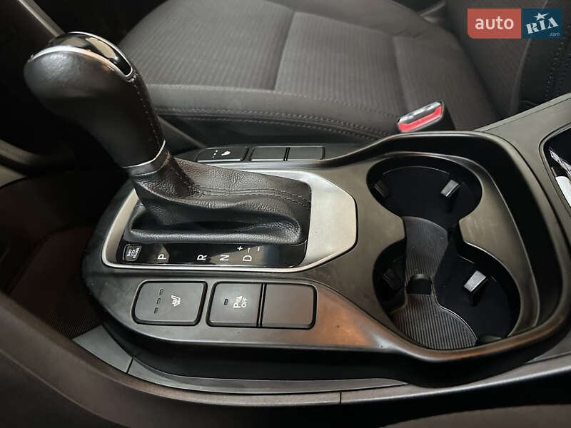 Позашляховик / Кросовер Hyundai Santa FE 2014 в Харкові