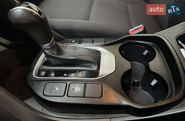 Внедорожник / Кроссовер Hyundai Santa FE 2014 в 