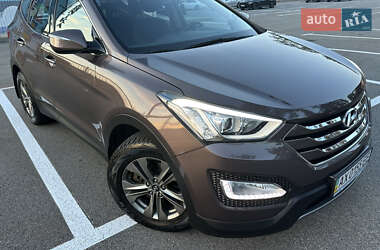 Внедорожник / Кроссовер Hyundai Santa FE 2014 в 