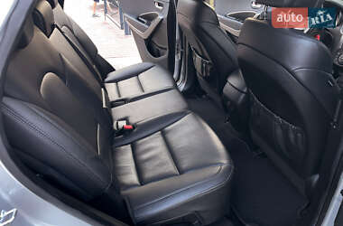 Внедорожник / Кроссовер Hyundai Santa FE 2013 в 