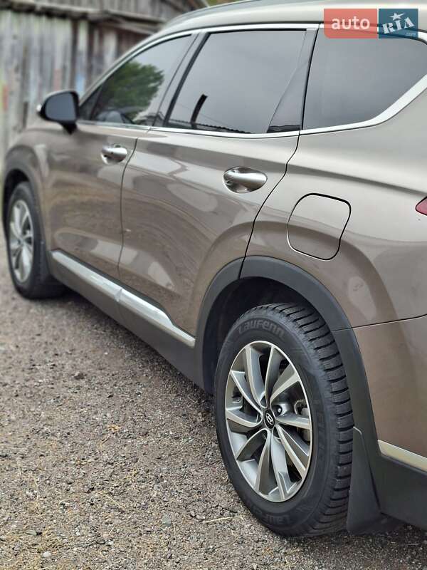 Позашляховик / Кросовер Hyundai Santa FE 2018 в Овручі