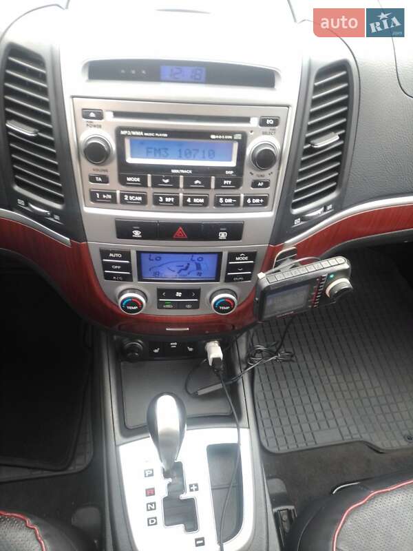 Позашляховик / Кросовер Hyundai Santa FE 2007 в Житомирі